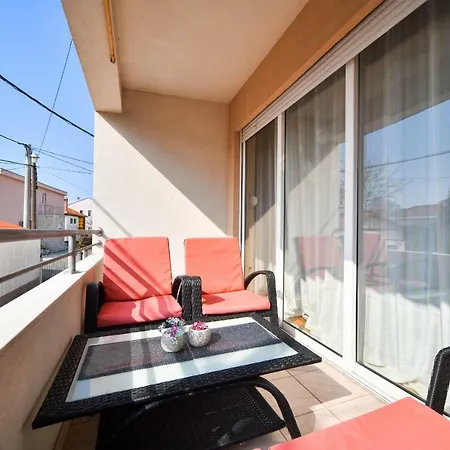 Apartment Deluxe Valentina Zadar