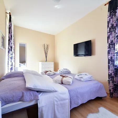 Deluxe Valentina Apartment *